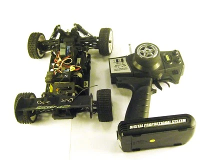 WORKING Revell Buggy 4x4-M RTR  RC servo, no cover and battery - Image 1 of 4