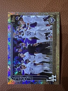 2025 Topps Series 1 - Los Angeles Dodgers #302 Confetti - Picture 1 of 2