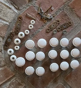 Lote de 16 perillas redondas de cajón de porcelana blanca de colección tiradores de gabinete cerámica + - Imagen 1 de 10