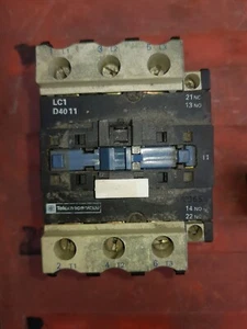 Contactor Telemecanique LC1D4011 (bobina 415V) - Imagen 1 de 1