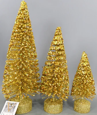 Vickerman 5 /7 /9  Gold Glitter Oval Artificial Christmas Tree  Unlit - Image 1 of 4