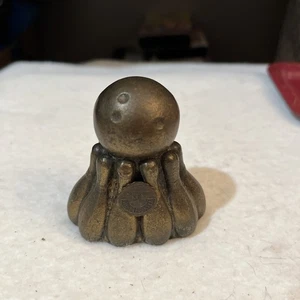 Vintage 3" Bowling Trophäe 10 Pins mit Ball oben / Fr Shreveport La. - Bild 1 von 12