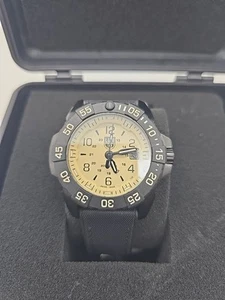 Reloj militar para hombre Luminox Navy SEAL base esfera beige - XS.3251.CBNSF.SET - Imagen 1 de 13