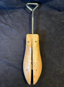 Vintage Professional Wooden Shoe Stretcher Expander - Picture 1 of 6