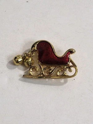 Broche Prendedor Vintage Trineo Navidad Esmalte Rojo Campana Firmado S Tono Dorado  Foto 1 de 4