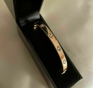 Beautiful 7.00Ct Round Cut VVS1/D Diamond Bangle Bracelet 14k Yellow Gold Finish - Picture 1 of 6