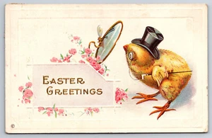 A570 Vintage Postkarte Original Osterkarte geprägt Küken mit Hut Blumen verschickt - Bild 1 von 2