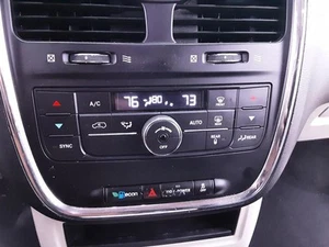 OEM Climate Control Heat/AC Front Dash Mounted 11-19 CARAVAN 1229301 - Picture 1 of 12
