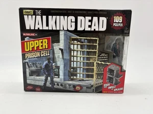 NEU McFarlane Toys The Walking Dead Upper Prison Cell Construction Set - Sealed - Bild 1 von 2