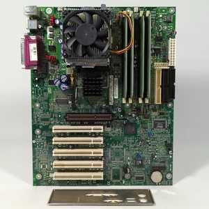 Intel Compaq D850 Go (Garibaldi) Socket 423 Willamette 1,4 GHz P4 512 Mo RDRAM - Photo 1/17