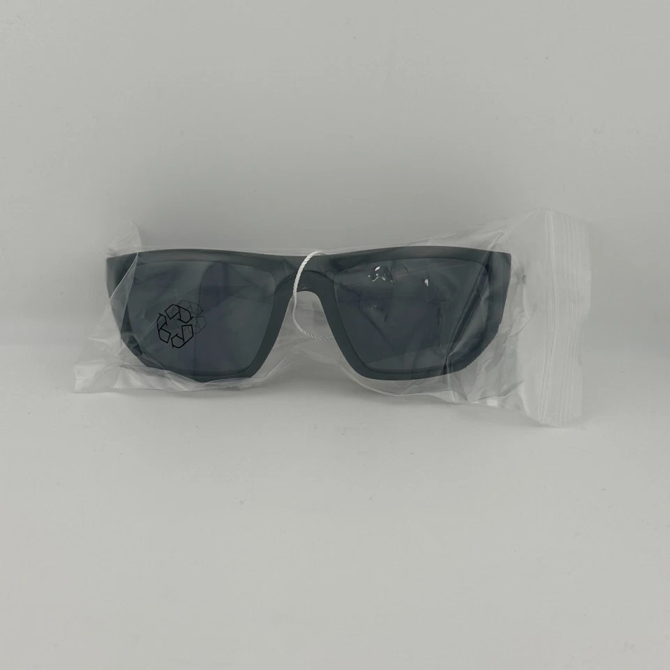 Foster Grant Polarized Black Sunglasses 100 UV See Description PHM 2005