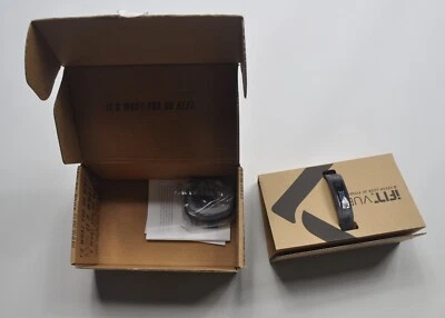 Rastreador de actividad iFit Vue portátil negro pequeñas y grandes bandas ajustables y USB Foto 1 de 2