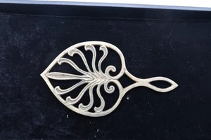 Vtg Cast Iron Trivet Heart Rustic Primitive Farmhouse Wall Tabletop Swirl Japan - Picture 1 of 10