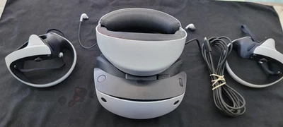 Sony PlayStation PS VR2 Headset Sense Controllers VR - White - Image 1 of 4