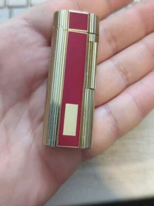 Zippo Cigarette Lighter Classic Burgundy Red Gold Tone Slim Lighter Vintage  - Picture 1 of 8