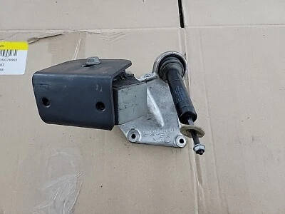 2017 MERCEDES BENZ G550 G63 SUPORTE DE MONTAGEM DO MOTOR DO LADO DO PASSAGEIRO FABRICANTE DE EQUIPAMENTO ORIGINAL 1772230100 - Imagem 1 de 4