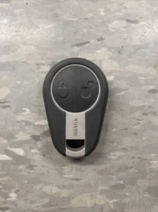 VOLVO VNL SEMI TRUCK 2-GEN 04-22 630 670 780 880 KEYLESS REMOTE CONTROL KEY FOB - Foto 1 di 2