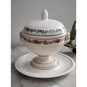 Antique Wedgwood Etruria Belmar Sauce Boat with Underplate - Picture 1 of 10