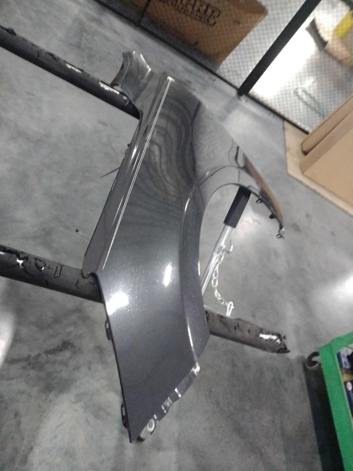 Guardabarros delantero izquierdo usado se adapta a: Kia Cadenza 2018 delantero izquierdo grado A Foto 1 de 4