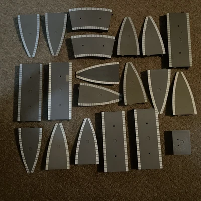 HORNBY OO GAUGE STATION STRAIGHT/CURVED PLATFORM LOT INC RAMPS see/read lot3 - Image 1 of 4