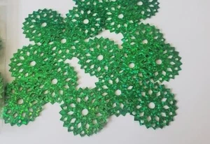 CraftbudyUS 100pcs x29mm GREEN Circle Design for Table Confetti/Craft - Picture 1 of 2
