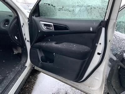 Used Front Right Door Interior Trim Panel fits: 2015 Nissan Pathfinder  Grade A — 第 1/4 张图片