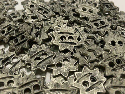 Botón estrella tribal de metal fundido acabado plata antigua 13 mm 18 mm 25 mm 2 orificios Foto 1 de 3