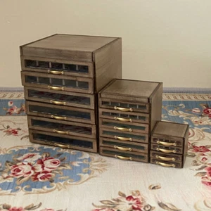Meuble de rangement miniature maison de poupée échelle 1/6 1:12 inachevé vintage - Photo 1/13