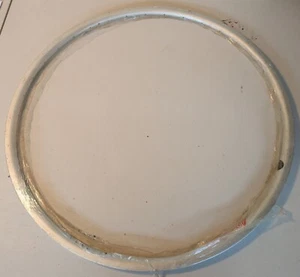 NOS NEW Australian Velocity Aero Rim 700C 36 hole MSW SILVER PV - Picture 1 of 4