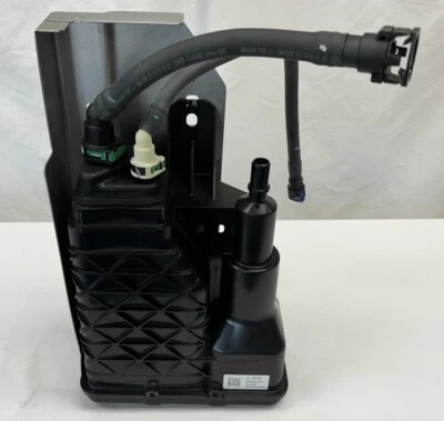 Vapor Canister GM OEM 84106544 for 2017-2019 GMC Sierra & Chevy Silverado 6 cyl - Image 1 of 4