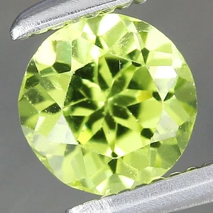 0.53ct t.w 5mm Round Natural Unheated Untreated Green Peridot, Myanmar - Picture 1 of 4