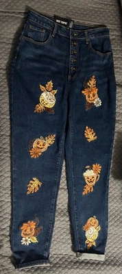 Pantalones de mezclilla para mujer índigo Jack-O-Lantern bordados Halloween nuevos con etiquetas talla 5 Foto 1 de 2