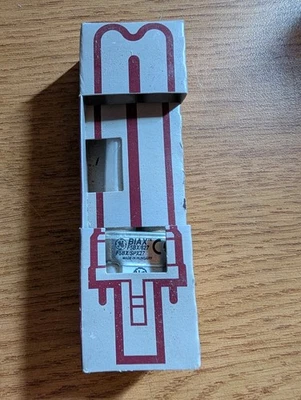 GE 5 WATT 2700K G23 BASE PL COMPACT FLUORESCENT LIGHT BULBS BIAX S CFL - Image 1 of 3