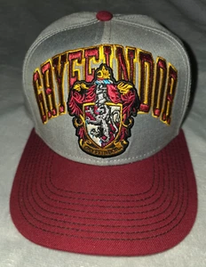 Harry Potter Gryffindor Adjustable Snap Hat, Gray, Maroon, Yellow Flat Brim EUC - Picture 1 of 7