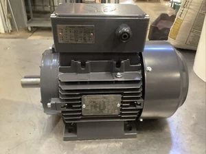 #252 Techtop 2Hp, 90L Frame, 115/208-230V 1Ph, Motor BL1-AL-TF-90LB3-4-B-C-2 - Picture 1 of 8