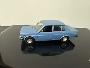 MARTOYS Bburago 1/24 FIAT 131 Azzurro - Foto 1 di 7