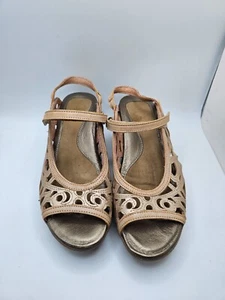 Women's NAOT Deluxe Wedge Sandals Cut Out Leather Metallic Tan Size 37 US 6-6.5 - Picture 1 of 7