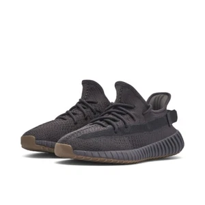 Yeezy Boost 350 V2 ""Cenerentola non riflettente"", FY2903, taglia 43 1/3 - Foto 1 di 6