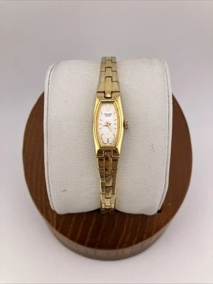 Vtg 1995 Pulsar Ladies 12mm Petite Watch Gold Tone White Dial 7" v220-6270- RUNS - Image 1 of 4