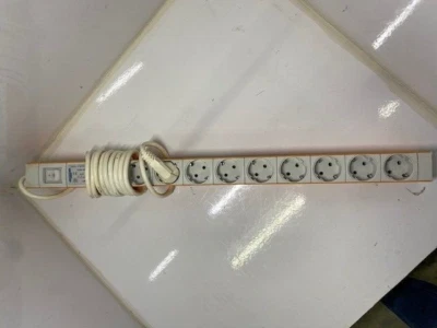 Knurr AG DI-Strip Compact German 3.302.010.6 - Image 1 of 3