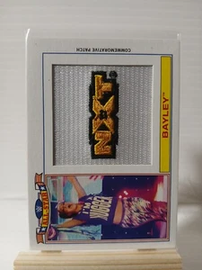 Tarjeta reliquia parche WWE Bayley 2016 Topps Heritage NXT All-Star SN 200 de 299 - Imagen 1 de 2
