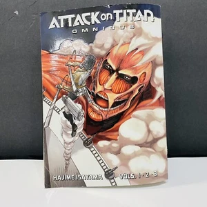 Attack on Titan Omnibus 1 (Vol. 1-3) - Taschenbuch von Isayama, Hajime - Bild 1 von 5