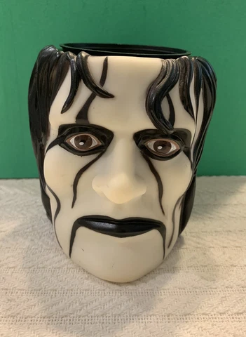 Vintage Sting WCW Coin Cup, RARE, 1997, AEW WWF WWE Cover