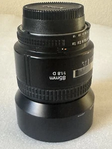 Nikon AF 85mm F/1.8 D Nikkor *used - Picture 1 of 14
