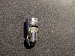 Snap-on 5/16" - 3/8" Drive - 6 Point Universal Swivel Socket FS10A - CANADA - Picture 1 of 9
