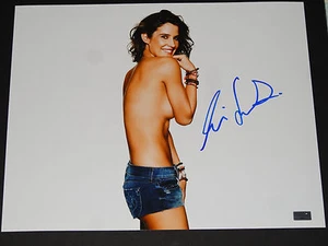 COBIE SMULDERS SIGNED AUTOGRAPHED AVENGERS AGENTS OF SHIELD MARVEL END GAME - Picture 1 of 2