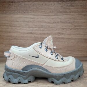 Nike Women's Lahar Low ACG Boots Hemp Grain Brown DD0060-200 Lot Size 6.5