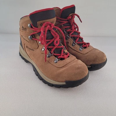Columbia Women's Omni Plus Waterproof Hiking Boot - Size 7.5 Wide USED - Image 1 of 4
