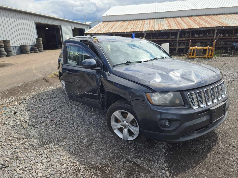 Used Fuel Tank fits: 2014 Jeep Compass 4WD Grade A Foto 1 de 4