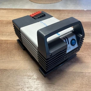 Waeco Perfect Charge IU 8 Automatik Batterieladegerät 12V Power Ladegerät grau - Picture 1 of 3